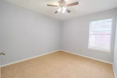 13710 Sablegarden Lane, Houston, TX 77014 - Photo 15