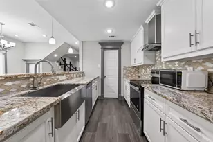 11280 Braes Forest Dr, Houston, TX 77071 - Photo 19