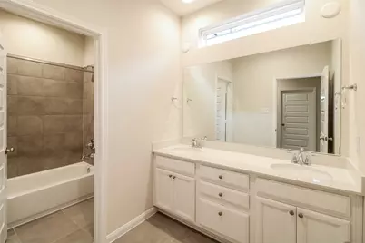 9813 Falling Fern Lane, Houston, TX 77080 - Photo 5