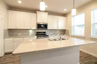9813 Falling Fern Lane, Houston, TX 77080 - Photo 11