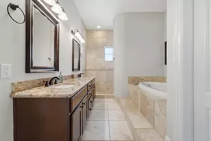 2002 Sabine St, Houston, TX 77007 - Photo 27