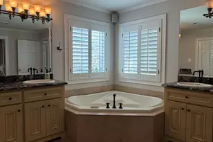 3752 Rice Boulevard, Houston, TX 77005 - Photo 17