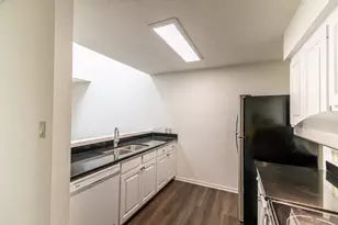 1507 Wimbledon Dr, Huntsville, TX 77340 - Photo 9