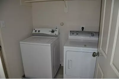 2020 Mason Street, Houston, TX 77006 - Photo 9