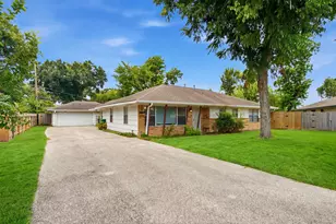 9435 Springmont Dr, Houston, TX 77080 - Photo 1