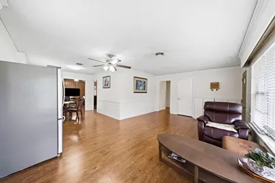 9435 Springmont Drive, Houston, TX 77080 - Photo 9