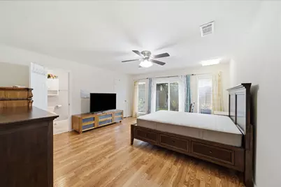 9435 Springmont Drive, Houston, TX 77080 - Photo 17