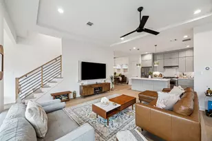 2012 Welch St, Houston, TX 77019 - Photo 3