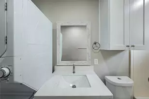 211 N Milby St, Houston, TX 77003 - Photo 11