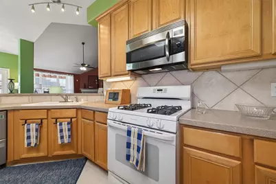 9603 Summer Breeze Drive, Pearland, TX 77584 - Photo 15