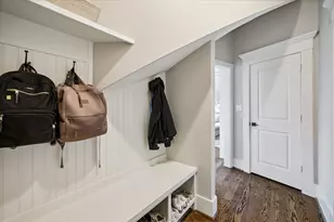 8566 Forum Dr, Houston, TX 77055 - Photo 21