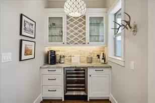 8566 Forum Dr, Houston, TX 77055 - Photo 15