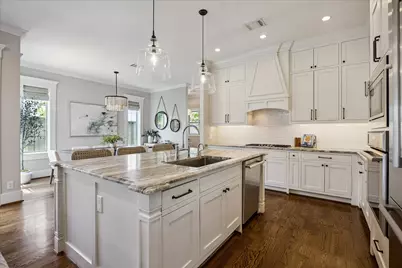 8566 Forum Drive, Houston, TX 77055 - Photo 11