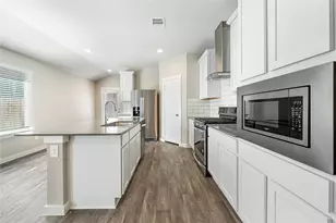 12722 Basinghall Ln, Houston, TX 77047 - Photo 5