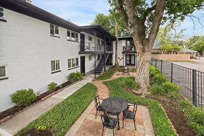2207 Mimosa #7, Houston, TX 77019 - Photo 1