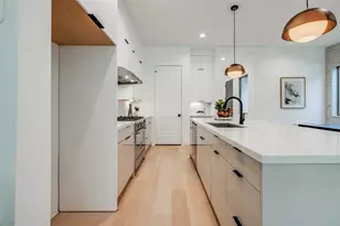 814 W 17th St, Houston, TX 77008 - Photo 9