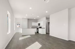 20942 Carob Tree Ln, Tomball, TX 77377 - Photo 5