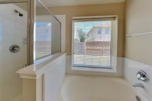 2414 Teal Run Pl Dr, Fresno, TX 77545 - Photo 9