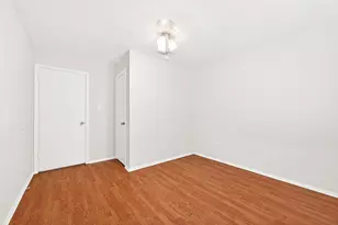 11677 Village Pl Dr, Houston, TX 77077 - Photo 31