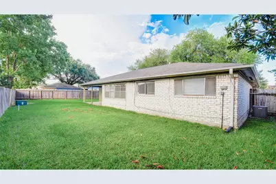 9510 Huntington Way Drive, Houston, TX 77099 - Photo 35