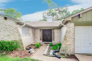 9510 Huntington Way Dr, Houston, TX 77099 - Photo 5