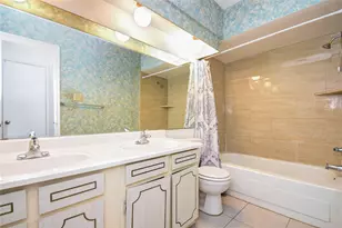 9510 Huntington Way Dr, Houston, TX 77099 - Photo 25