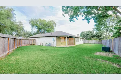 9510 Huntington Way Drive, Houston, TX 77099 - Photo 33