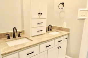 8214 Split Oak Dr, Houston, TX 77040 - Photo 9