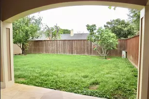 8214 Split Oak Dr, Houston, TX 77040 - Photo 15