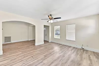 1012 W Hart Avenue, Pasadena, TX 77506 - Photo 3