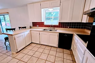 1123 Warbler Dr, Kerrville, TX 78028 - Photo 13