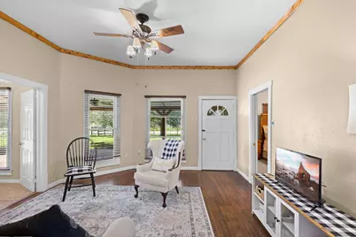 1195 County Road 161, Rock Island, TX 77470 - Photo 5