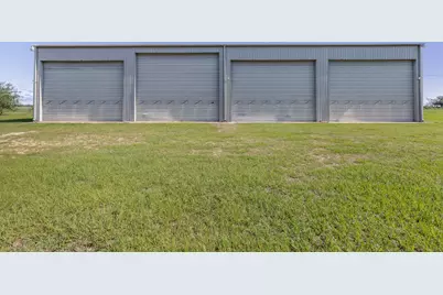 1195 County Road 161, Rock Island, TX 77470 - Photo 27