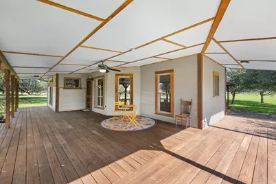 1195 County Road 161, Rock Island, TX 77470 - Photo 15