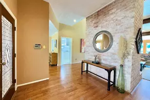 3915 Pleasant Valley Dr, Missouri City, TX 77459 - Photo 5