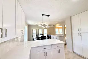 3915 Pleasant Valley Dr, Missouri City, TX 77459 - Photo 15