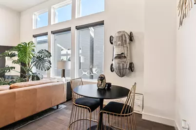 2210 Lou Ellen Lane #E, Houston, TX 77018 - Photo 5