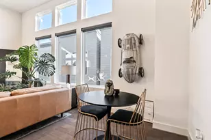 2210 Lou Ellen Ln, Houston, TX 77018 - Photo 5