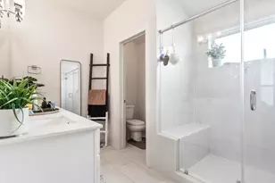 2210 Lou Ellen Ln, Houston, TX 77018 - Photo 23