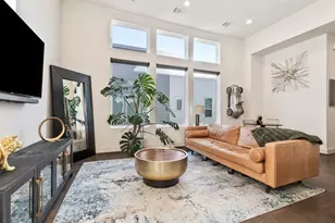 2210 Lou Ellen Ln, Houston, TX 77018 - Photo 7