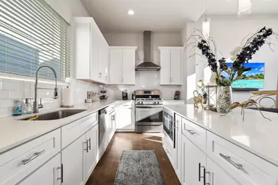 2210 Lou Ellen Lane #E, Houston, TX 77018 - Photo 11