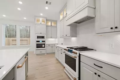 15727 Hoptree Heights Lane, Conroe, TX 77302 - Photo 9