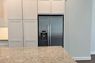 10915 Brookeshire Chase Ln, Houston, TX 77043 - Photo 11