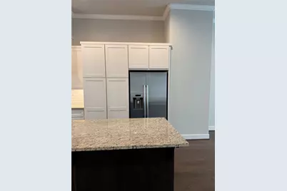 10915 Brookeshire Chase Lane, Houston, TX 77043 - Photo 11