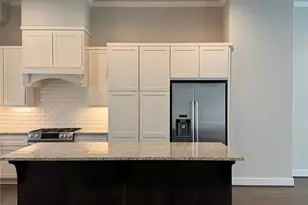 10915 Brookeshire Chase Ln, Houston, TX 77043 - Photo 1