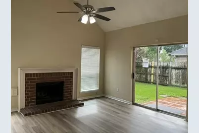 14423 Sun Harbor Drive, Houston, TX 77062 - Photo 11