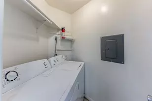 2402 Sycamore Ave, Huntsville, TX 77340 - Photo 11