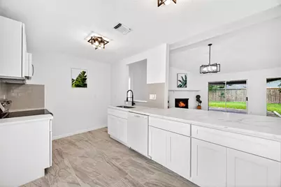 11602 Brookledge Drive, Houston, TX 77099 - Photo 13