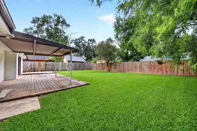 11602 Brookledge Drive, Houston, TX 77099 - Photo 35