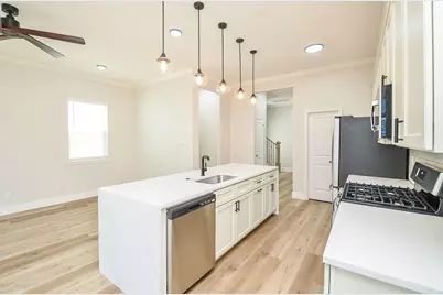 848 Lucky Street, Houston, TX 77088 - Photo 7